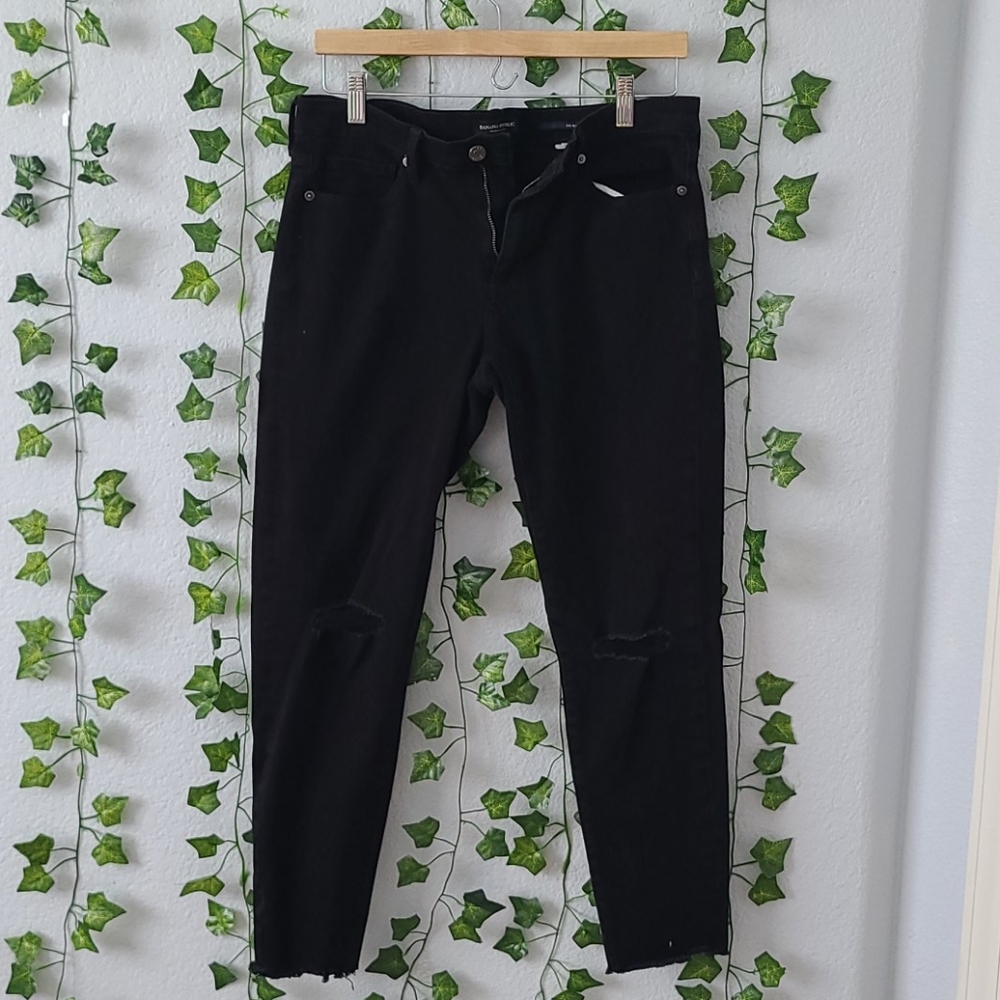 Black Banana Republic stretchy jeans size 30